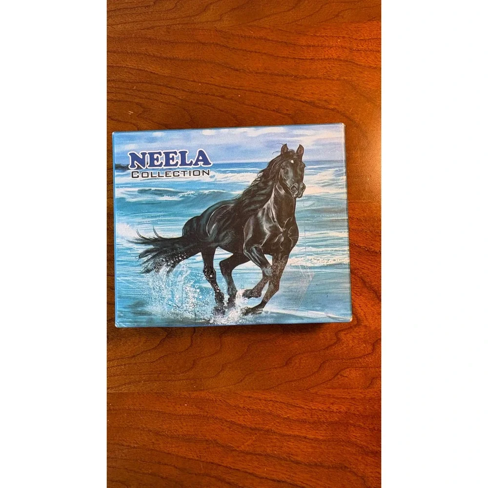 Neela Collection Mens Brown Pebbled Bifold Wallet Horse Emblem Western NIB